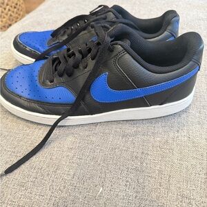 Nike Court Vision Low sneakers in the Black Game Royal
